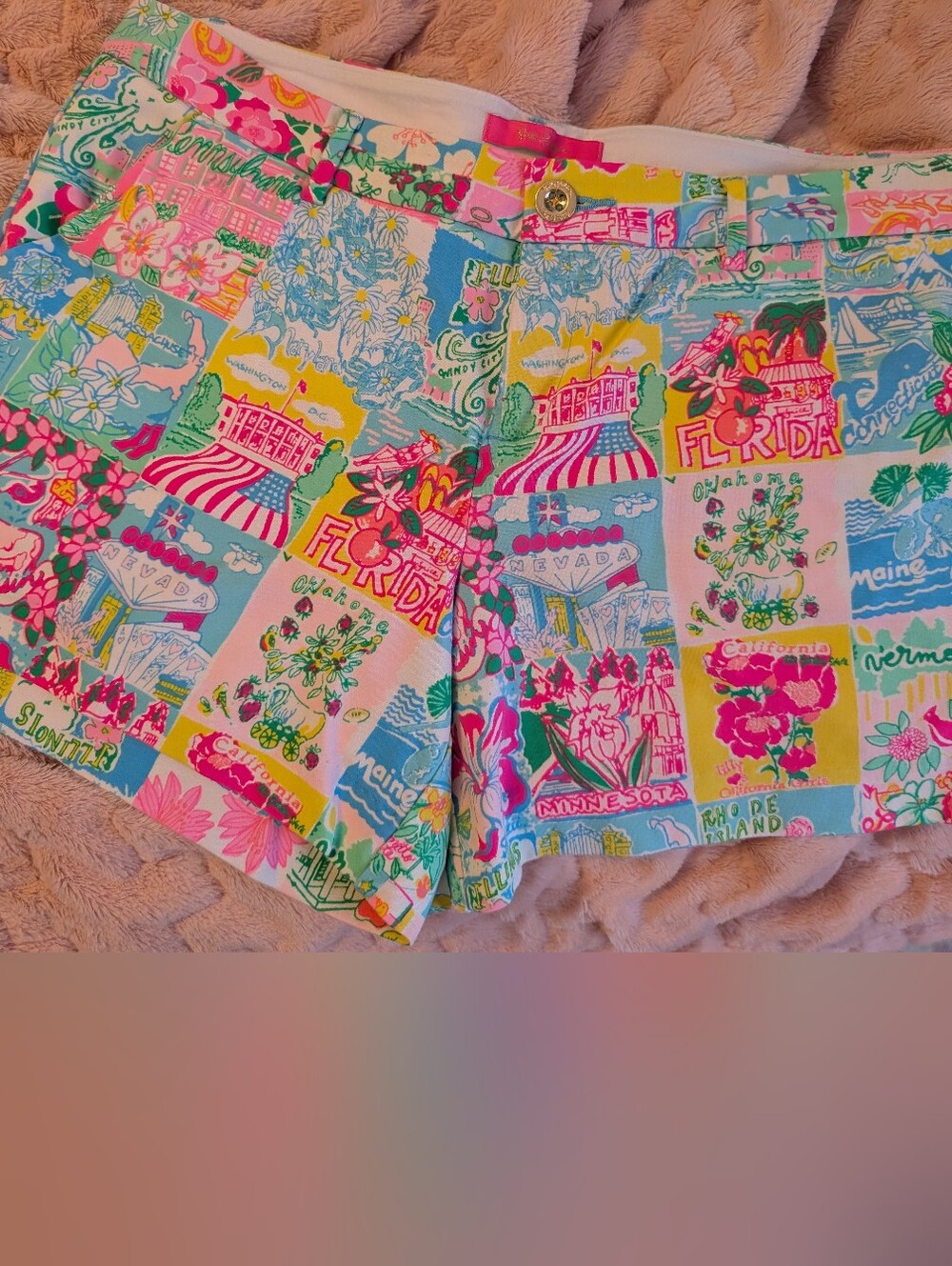Lilly Pulitzer Callahan Knit Short in Pop Up Lilly State of Mind Shorts 14 Neon
